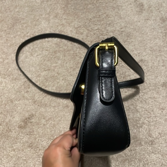 Crossbody Saddle Bag - Picture 10 of 11